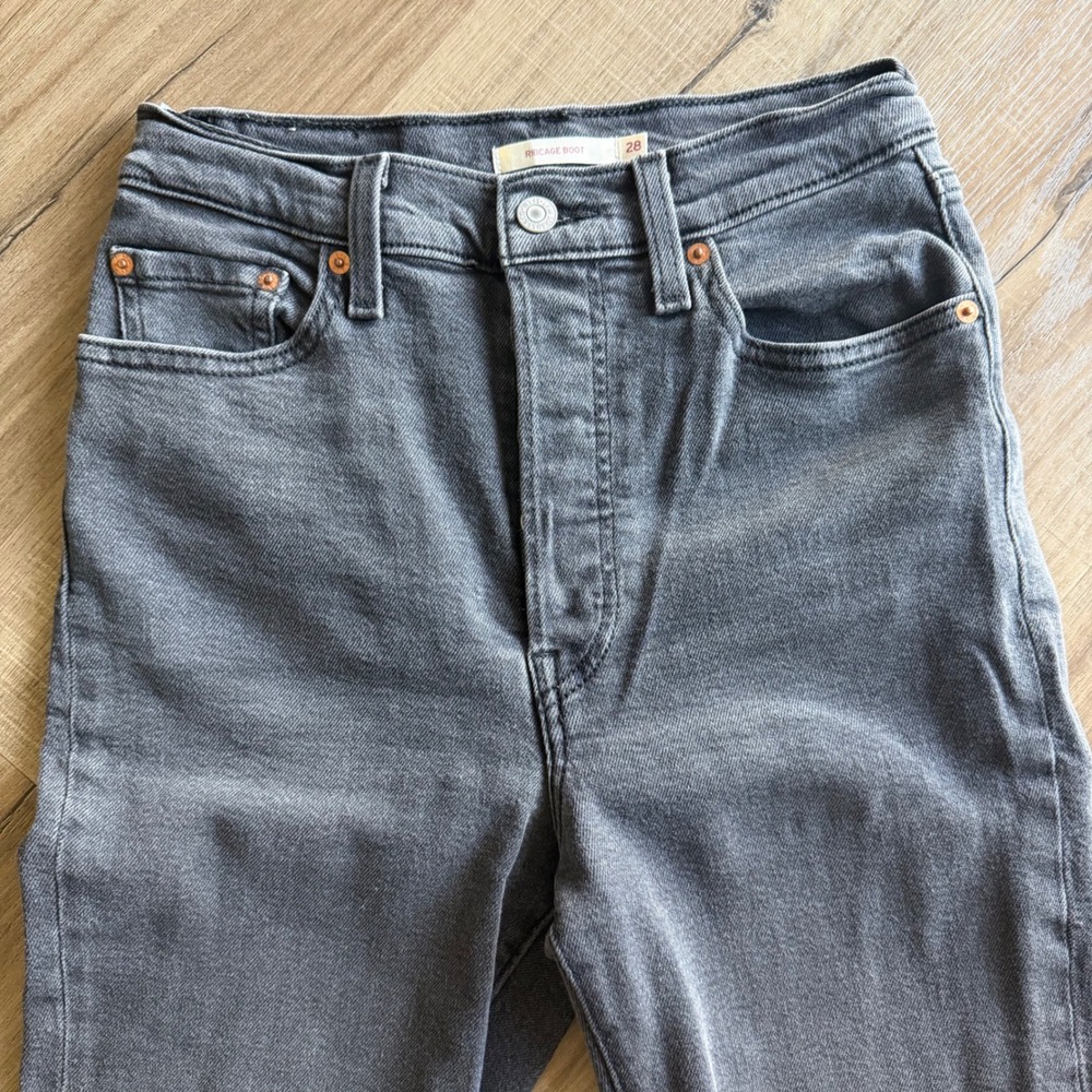 Levis Ribcage Bootcut Jeans Gray Ultra High Rise Button Fly 36934-0015 W28 L33 - Picture 4 of 9